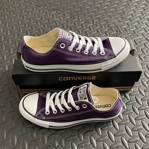 Converse Unisex Chuck Taylor Low Top Sneakers